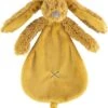 Happy Horse Konijn Richie Knuffeldoekje - Okergeel - Baby Cadeau -Babyproducten 1076x1200