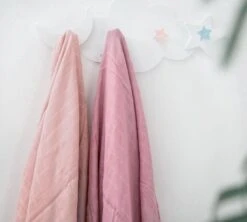 Hydrofiele Doek XL 120x120cm Poederroze - Hydrofiel Luier - Ultra Zacht Bamboe - Swaddle - Inbakerdoek - Wikkeldeken - Omslagdoek Baby - Bad 7 Hydrofiele Doek XL 120x120cm Poederroze - Hydrofiel Luier - Ultra Zacht Bamboe - Swaddle - Inbakerdoek - Wikkeldeken - Omslagdoek Baby - Bad -Babyproducten 1200x1080 9