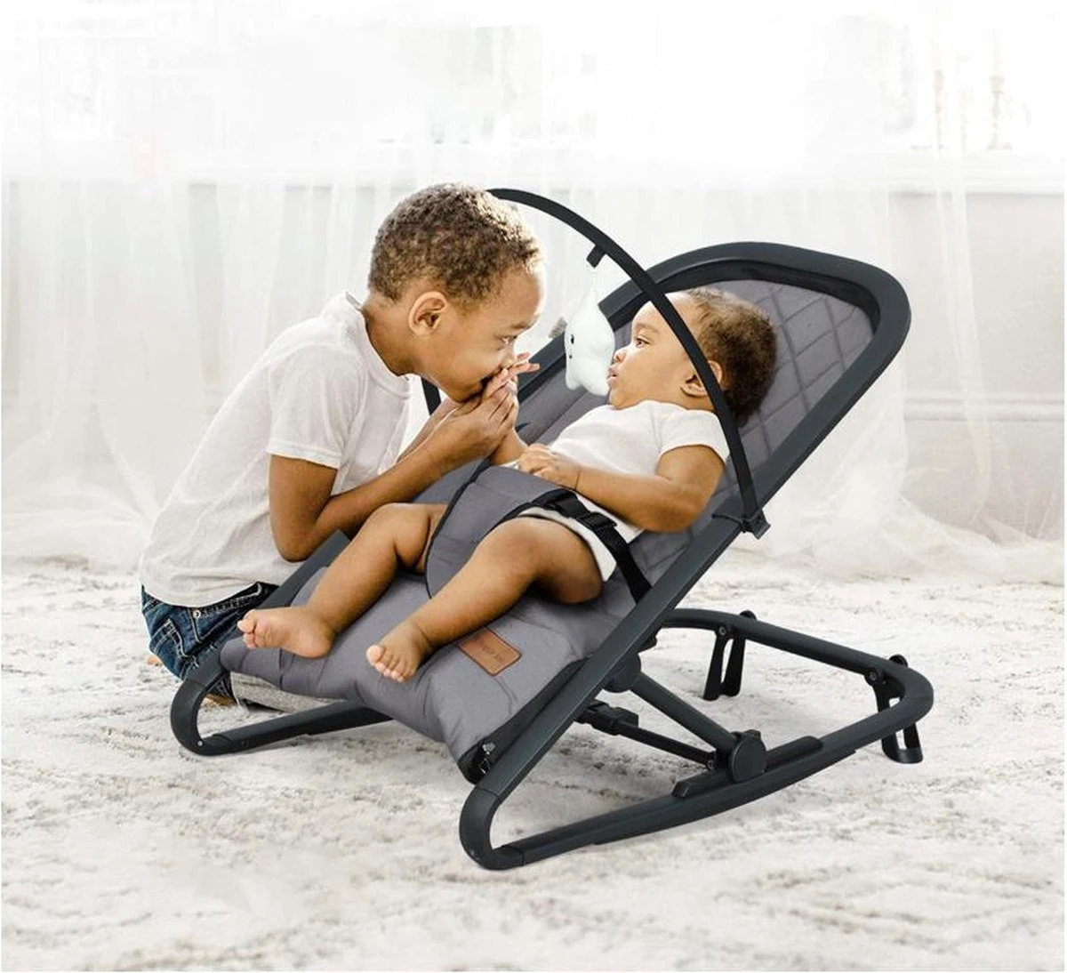 Hibaby Noa - 2-in-1 Wipstoel - Essential Brown 15 Hibaby Noa - 2-in-1 Wipstoel - Essential Brown - Afbeelding 13