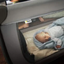 Hauck Dream N Play Plus Campingbedje Set - Met Matras En Muggennet - Grijs -Babyproducten 1200x1200 127