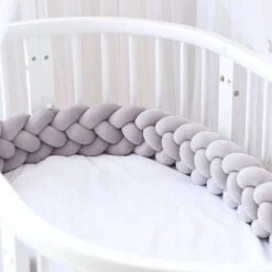 Bedbumper - Bedomrander - Bedbumper Ledikant - Bedbumper Gevlochten - Boxomrander - Babykamer Accessoires - 3 Meter - Katoen - Grijs 9 Bedbumper - Bedomrander - Bedbumper Ledikant - Bedbumper Gevlochten - Boxomrander - Babykamer Accessoires - 3 Meter - Katoen - Grijs -Babyproducten 1200x1200 1317
