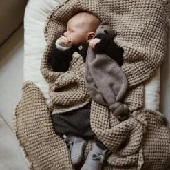 Tubudu Baby Snuggle® Organisch Babynestje - Inclusief Gratis Draagtas En Tencel Cover - Luxe Baby Lounger - Kraampakket - Natuurlijk Materiaal - Wit -Babyproducten 1200x1200 1516