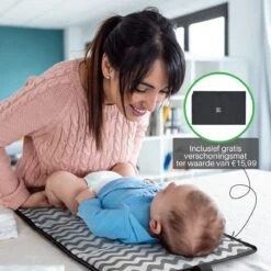 Brisby Slijtvaste Luiertas – Verzorgingstas - Two Tone Zwart En Donkergrijs - Inclusief Verschoonmatje - Isoleervakken - Met Geïntegreerde Kinderwagen Haken -Babyproducten 1200x1200 155