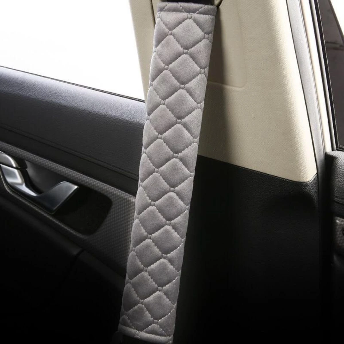 Hazlö Luxe Gordelhoezen - Checkered - Auto Gordel Beschermer - Schouderhoezen - Gordelkussen - Gordelhoes - 2 Stuks - Grijs 6 Hazlö Luxe Gordelhoezen - Checkered - Auto Gordel Beschermer - Schouderhoezen - Gordelkussen - Gordelhoes - 2 Stuks - Grijs - Afbeelding 4