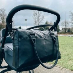 Kidzroom In Your Dreams Luiertas - Zwart - Ophanglussen Kinderwagen - Verschoonmatje - Verstelbare Schouderband -Babyproducten 1200x1200 281