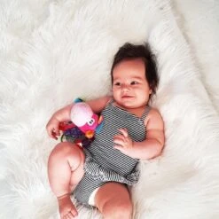 Playgro Clip Clop Rammelaar - Roze - Activiteitenspeeltje - Kraamkado -Babyproducten 1200x1200 91