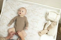 Meyco Branches 9-pack Hydrofiele Starterset - Sand 12 Meyco Branches 9-pack Hydrofiele Starterset - Sand -Babyproducten 1200x800 116