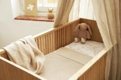 Meyco Branches Hoeslaken Ledikant - Sand - 60x120cm -Babyproducten 1200x800 262