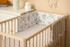 Sensillo Baby Bedbumper - Bedomrander - Anti Stootrand Ledikant - Bed Zijbeschermers - 180x30cm - Wafel Mint Hertjes -Babyproducten 1200x800 279