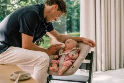 Ukje Stokke Newborn Hoes TrippTrapp - Newborn Hoes Stokke - Model Vanaf 2014 - Perfecte Pasvorm - Beige Wafel -Babyproducten 1200x801 15
