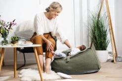 Doomoo - Seat'n Swing - Meegroeiende Poef En Schommelstoel - Kaki 18 Doomoo - Seat'n Swing - Meegroeiende Poef En Schommelstoel - Kaki -Babyproducten 1200x801 17