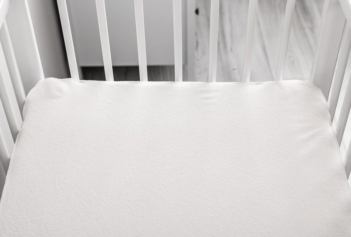 Sensillo Baby Matras Beschermer - Water Proof - 70x140cm - Ledikant Matrasbeschermer - Molton Peuterbed 4 Sensillo Baby Matras Beschermer - Water Proof - 70x140cm - Ledikant Matrasbeschermer - Molton Peuterbed - Afbeelding 2