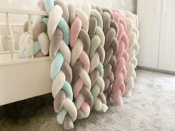 IL BAMBINI Gevlochten Baby Bed Bumper Treccia - Bedomrander - Box Omrander - Hoofdbeschermer - Boxrand - Bedbumper - Stootrand - Boxomrander - (3 Meter) Grijs 11 IL BAMBINI Gevlochten Baby Bed Bumper Treccia - Bedomrander - Box Omrander - Hoofdbeschermer - Boxrand - Bedbumper - Stootrand - Boxomrander - (3 Meter) Grijs -Babyproducten 1200x899 14