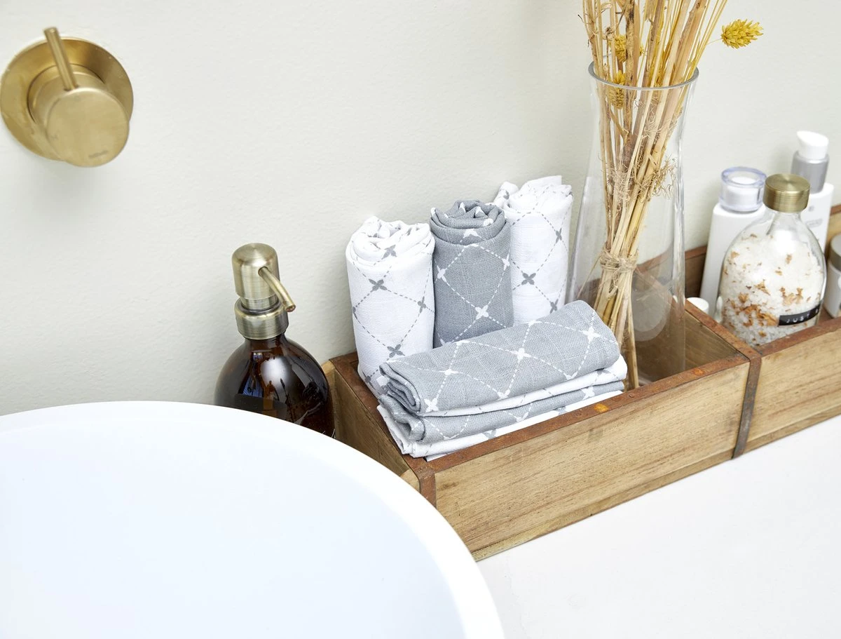 Meyco X Mrs.Keizer Louis Hydrofiele Doeken - 3-pack - Grijs - 70x70cm 5 Meyco X Mrs.Keizer Louis Hydrofiele Doeken - 3-pack - Grijs - 70x70cm - Afbeelding 3