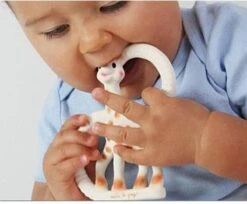 Sophie De Giraf - So Pure - Bijtring - Very Soft - 100% Natuurlijk Rubber -Babyproducten 1200x989