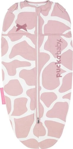 Puckababy Inbakerslaapzak Original Mini 3-6 Maanden - Giraph Candy 20 Puckababy Inbakerslaapzak Original Mini 3-6 Maanden - Giraph Candy -Babyproducten 590x1200 1