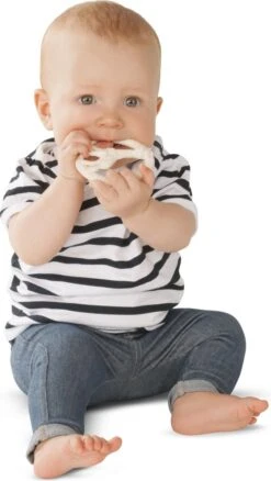 Sophie De Giraf - So Pure - Bijtring - Rond - Wit 8 Sophie De Giraf - So Pure - Bijtring - Rond - Wit -Babyproducten 676x1200 1