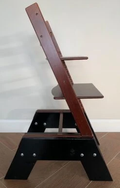 Tripp Trapp Kinderstoel Verhoger Voor Kookeiland - Keuken - Bar - 25cm - Jack-Up TT - Black - Hout -Babyproducten 767x1200 4