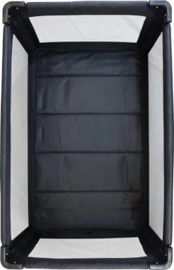 Deryan Luxe Campingbed Compleet - 120x60cm - Bodemverhoger - Verschoonblad - Opbergmand - Zwart 16 Deryan Luxe Campingbed Compleet - 120x60cm - Bodemverhoger - Verschoonblad - Opbergmand - Zwart -Babyproducten 774x1200 1