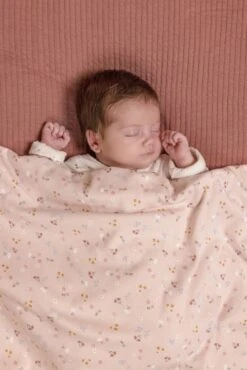 Little Dutch Ledikantdeken Little Pink Flowers -Babyproducten 801x1200 73