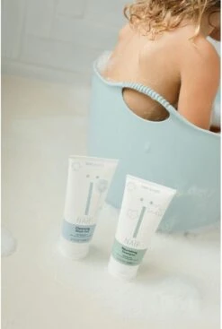 Naïf Baby Wasgel & Shampoo - Voordeelverpakking - Babyverzorging - 2 X 200 Ml - Met Natuurlijke Ingrediënten -Babyproducten 808x1200