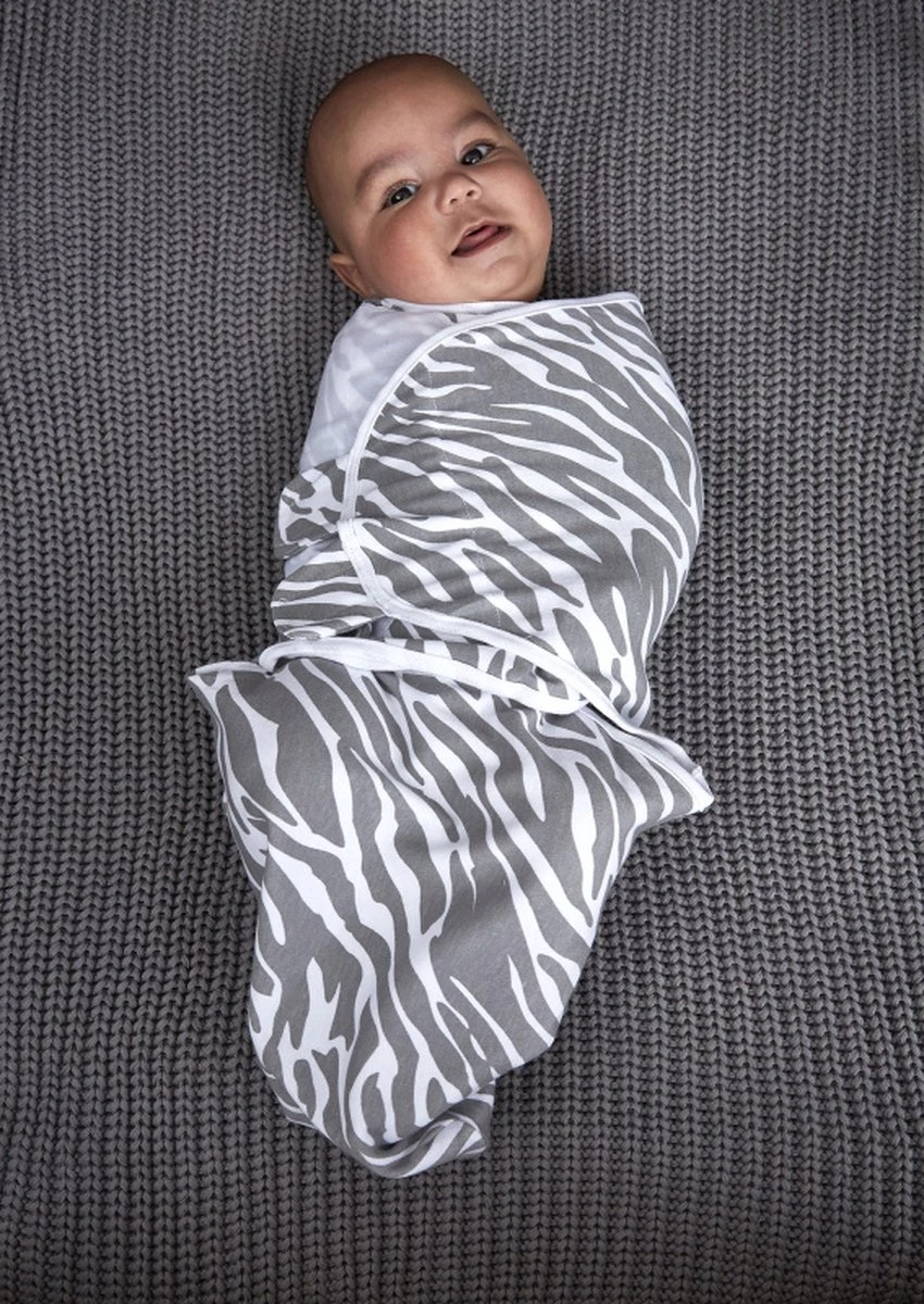 SwaddleMeyco Inbakerdoek Zebra - 0-3 Maanden - Grijs 5 SwaddleMeyco Inbakerdoek Zebra - 0-3 Maanden - Grijs - Afbeelding 3