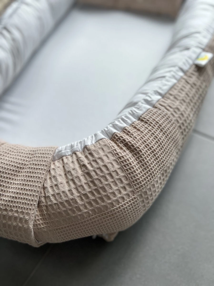 Bébélunes - Waffle Brown - Babynest - Bruin - 60x100cm - Inclusief Kussen 5 Bébélunes - Waffle Brown - Babynest - Bruin - 60x100cm - Inclusief Kussen - Afbeelding 3