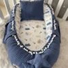 Jaju Baby - Babynestje En Hoofdkussen - Organische Katoen - Antibacterieel Babynestje - Anti-Allergisch Babynestje - Spijkerbroek Blauw - 74 X 40 Cm -Babyproducten 907x1200 9